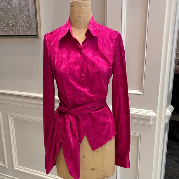 Tops - Elegant Pink silk Women's blouse with Seperate belt